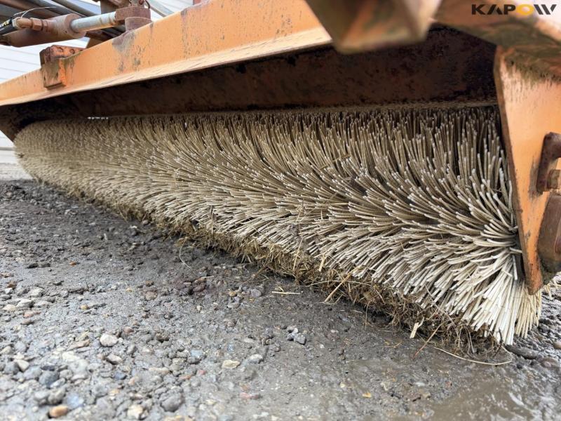 Bema broom with 3-point hitch 10