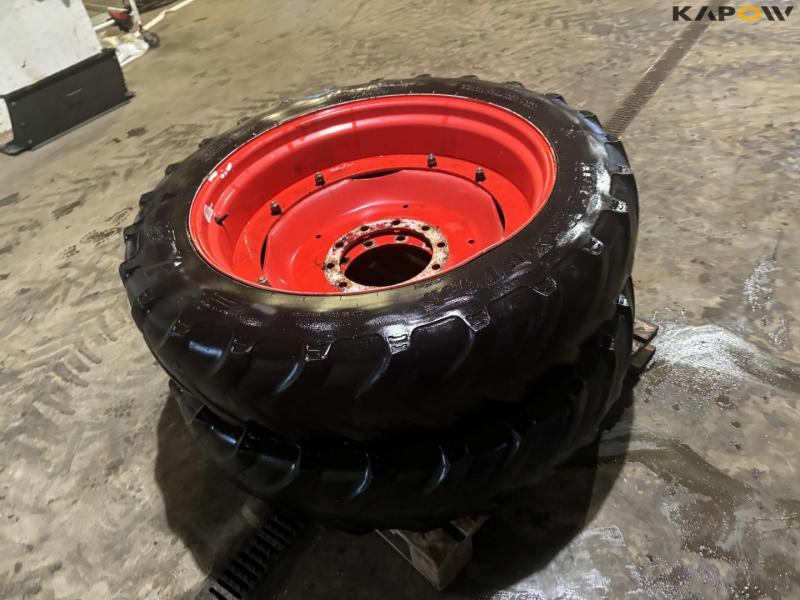 BKT 270/95-R36 wheels 5