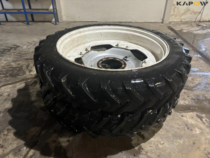 BKT 340/85-R48 wheels 2