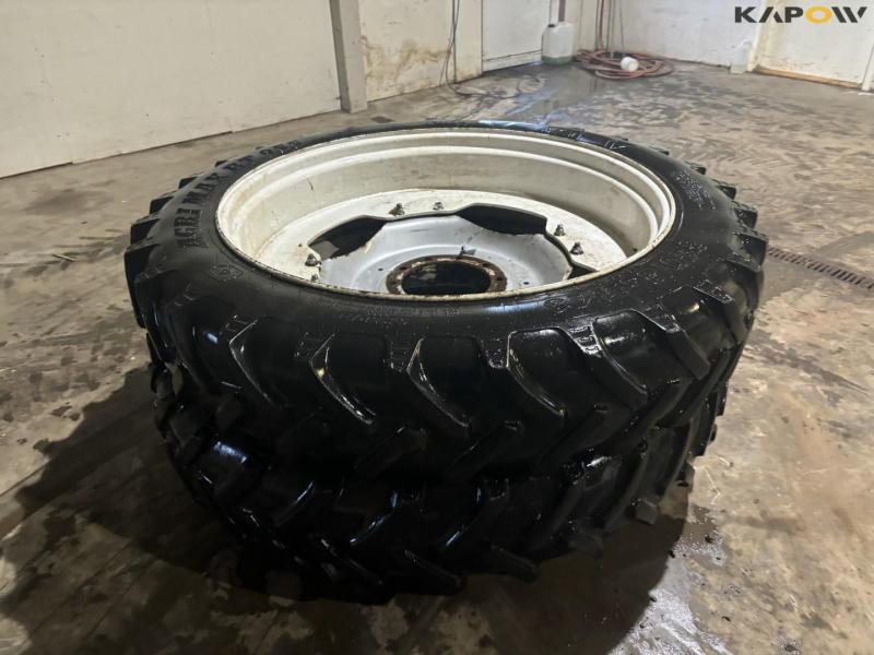 BKT 340/85-R48 wheels 3