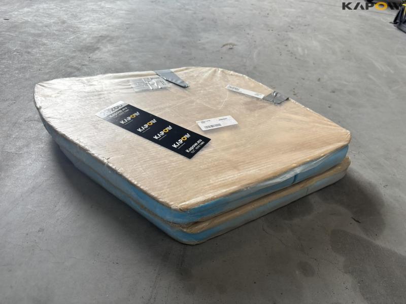 Bobcat bottom door window 2 pcs. - New 2