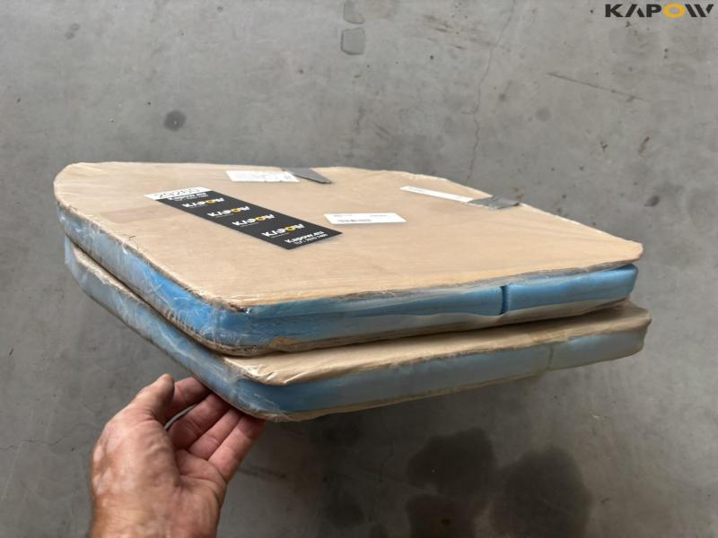 Bobcat bottom door window 2 pcs. - New 3