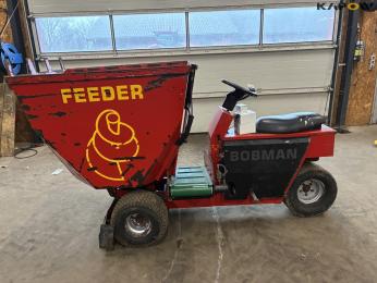 Bobman Feeder litter cart/feed cart