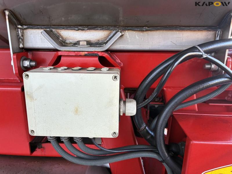 Bredal F2 fertilizer spreader 20