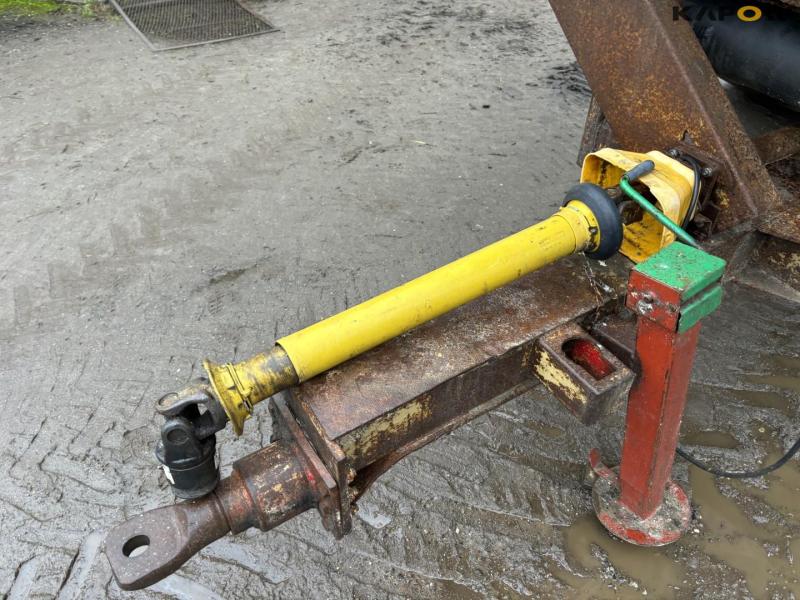 Bredal lime spreader 10