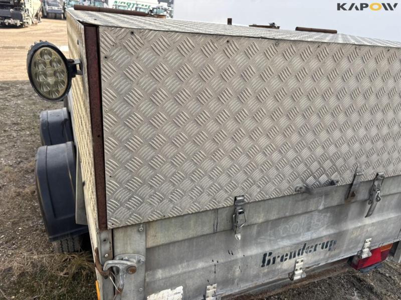 Brenderup trailer with water tank 33