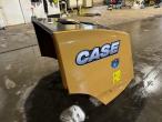 Case wheel loader tailgate 5