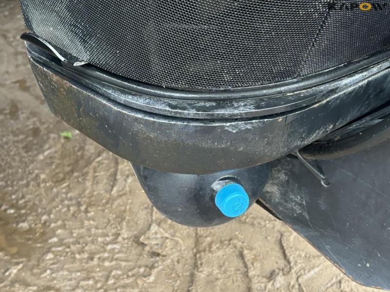 Case IH magnum 340 tractor 17