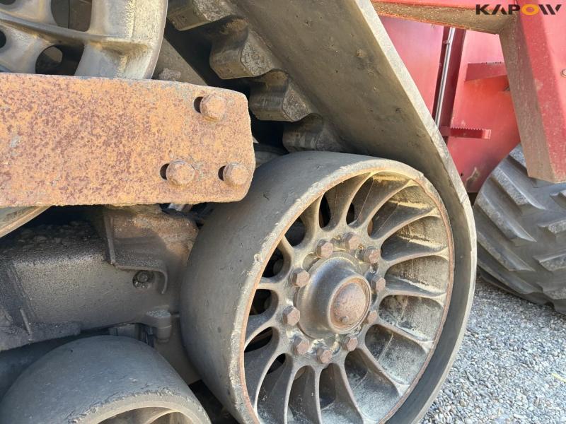 Case IH STX380 Steiger tracked tractor 12