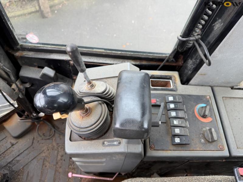 Caterpillar 924G Wheel Loader 33