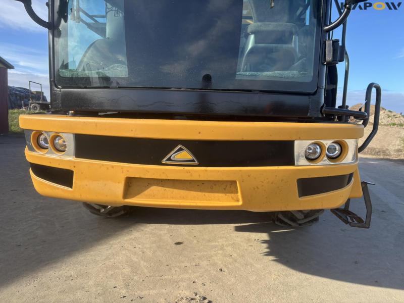 Challenger RoGator RG635C sprayer 9