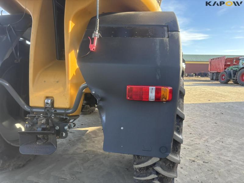 Challenger RoGator RG635C sprayer 31