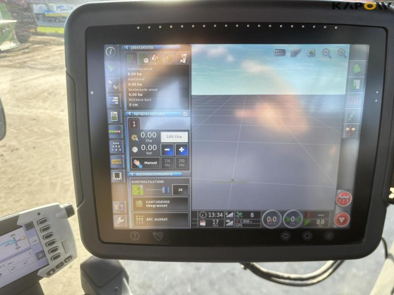 Challenger RoGator RG635C sprayer 79