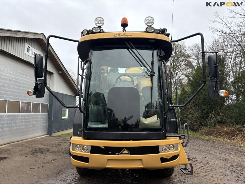 Challenger Rogator RG 655 self-propelled sprayer 9