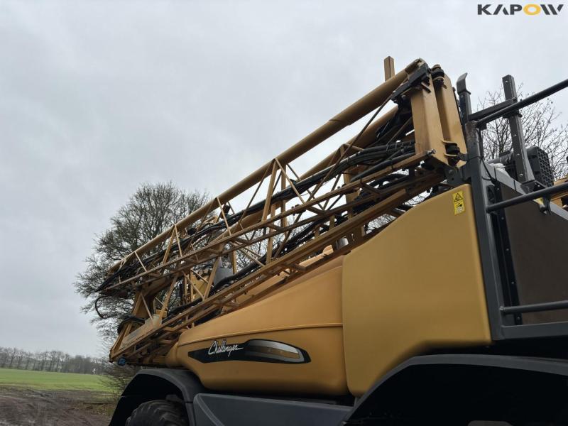 Challenger Rogator RG 655 self-propelled sprayer 14