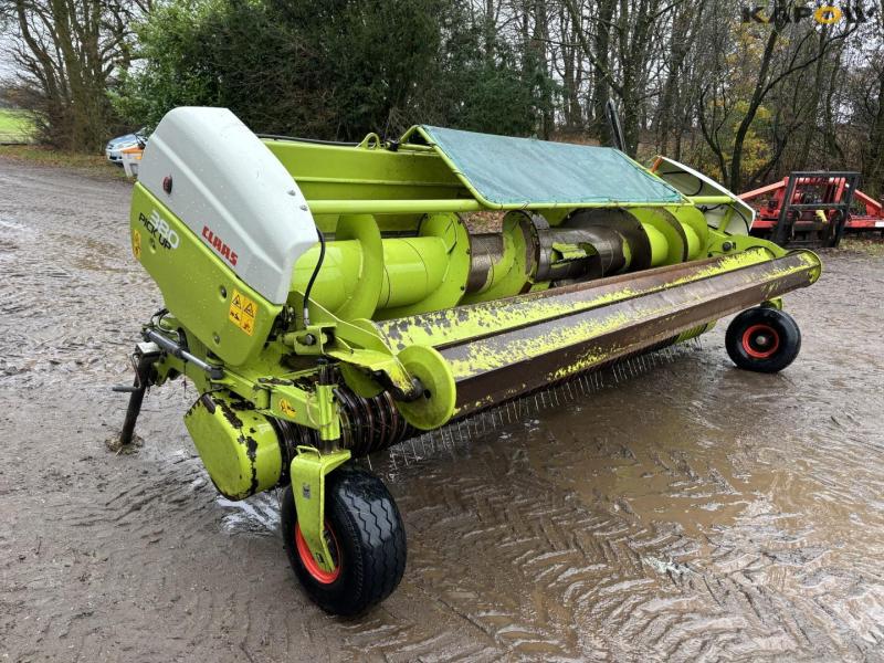 Claas 380 pickup 3