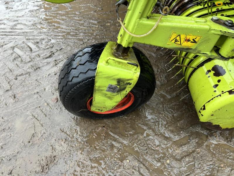 Claas 380 pickup 26