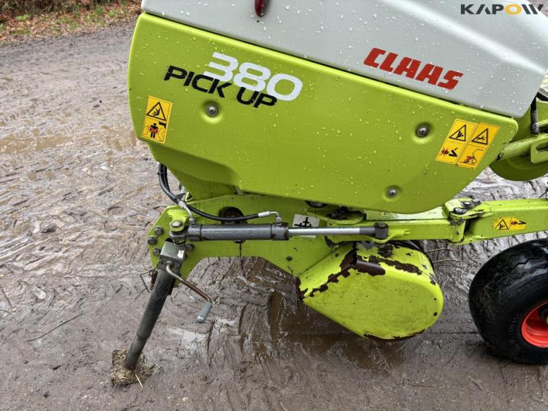 Claas 380 pickup 28