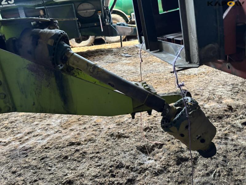 Claas Quadrant 2100 RotoCut baler 12