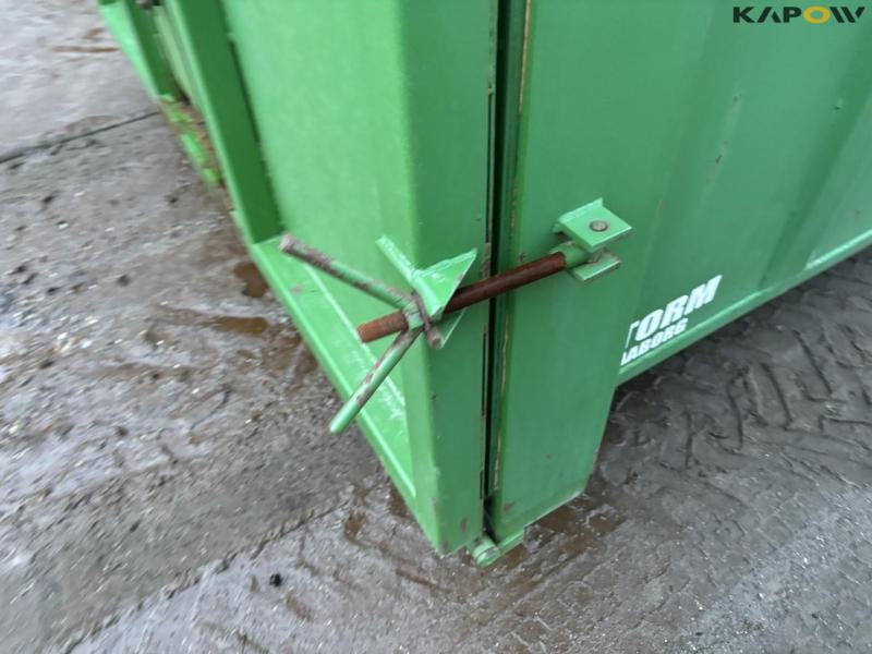 Container with hook and wire 11