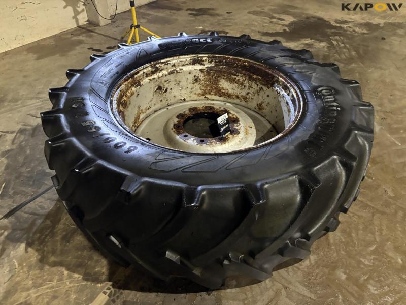 Continental 600/65-R38 wheels 1