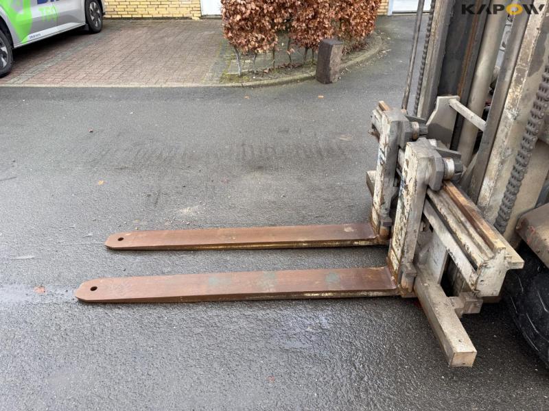 Dantruck 8450 forklift 9