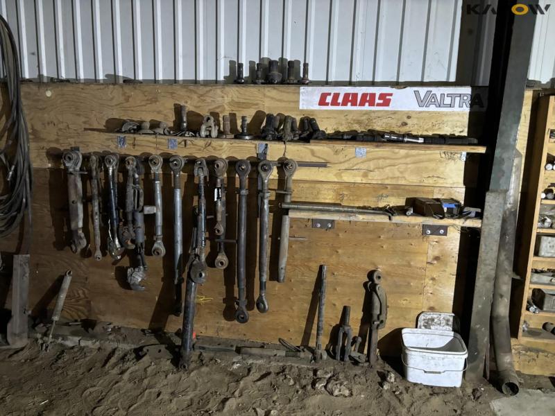 Various parts on wall 18