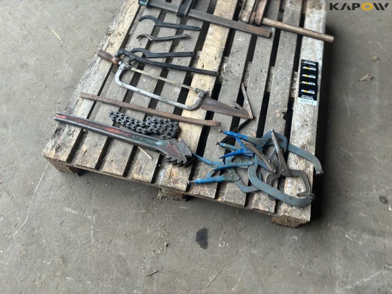 Various retaining tools 2