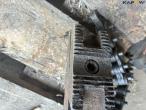 Various retaining tools 11