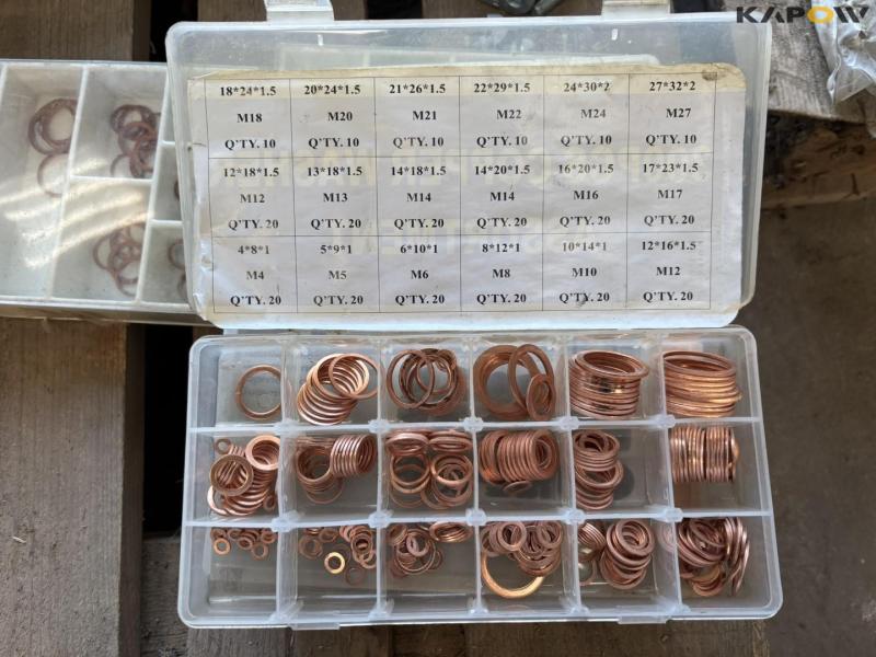 Various consumables 33