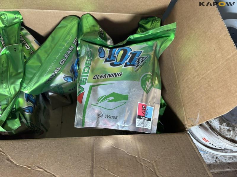 Various aids/cans 23