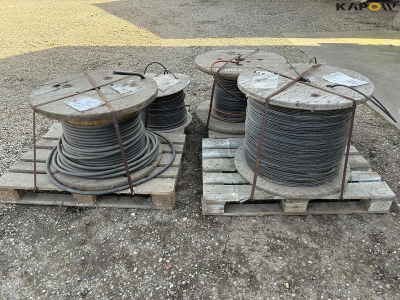 Miscellaneous cable 4