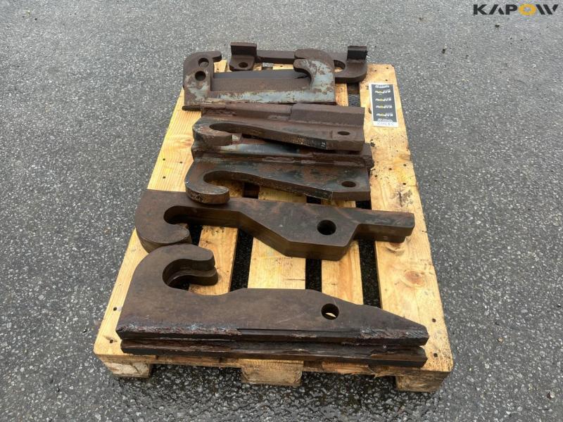 Various bucket fittings 4