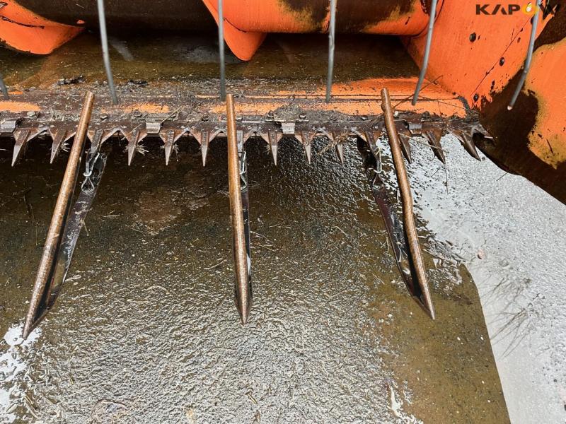 Dronningborg D4000 hydrostatic combine harvester 19