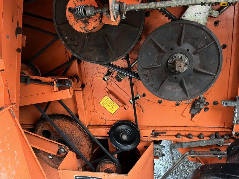 Dronningborg D4000 hydrostatic combine harvester 29