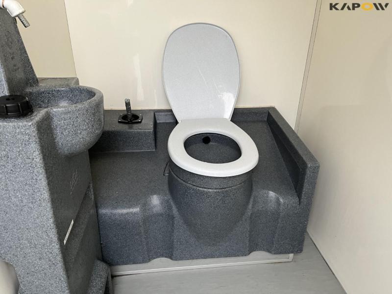 Easy Wagon toilet trolley 26