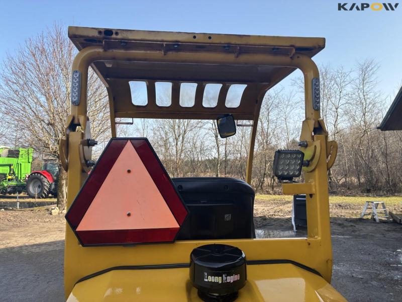 Eurotrac W12-MF skid steer loader 25