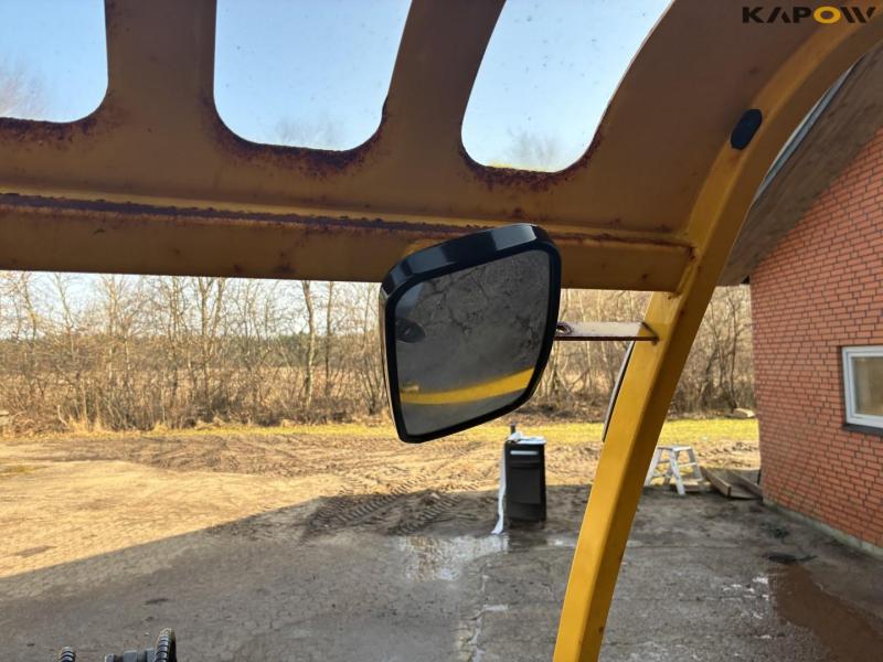 Eurotrac W12-MF skid steer loader 47