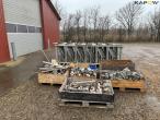 Prison grid + various cattle equipment 2