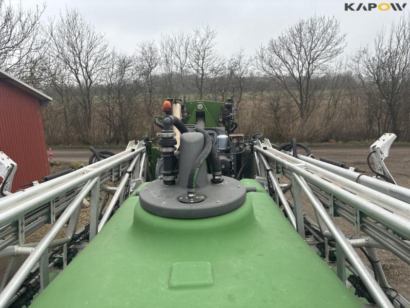 Fendt Rogator 655 self-propelled sprayer 30