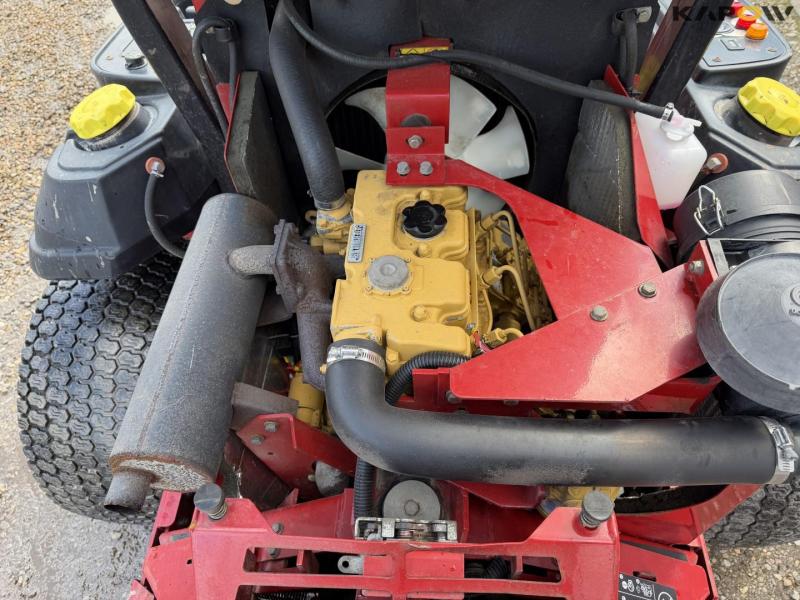 Ferris 5100 zero-turn lawn mower 24