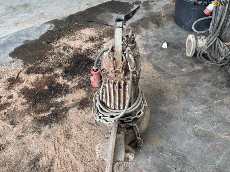 Flygt submersible pump 3.1 kW 2
