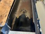 Extension spout for new Holland Fr. mower 10