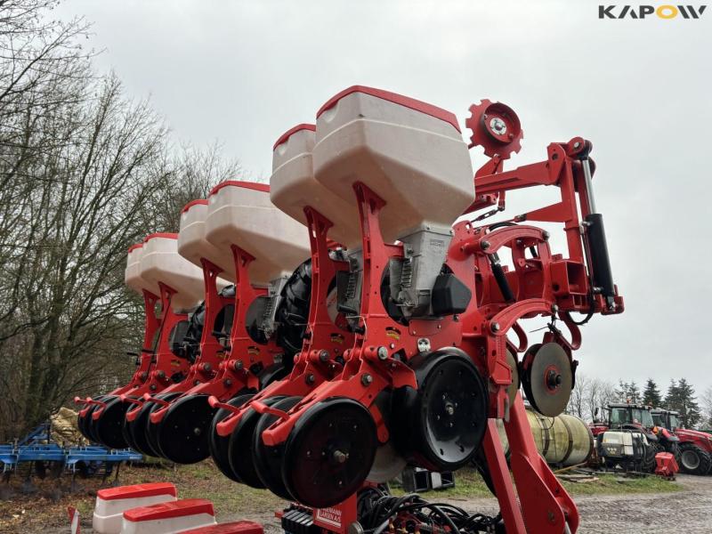 Gaspardo 12 row corn seeder 27