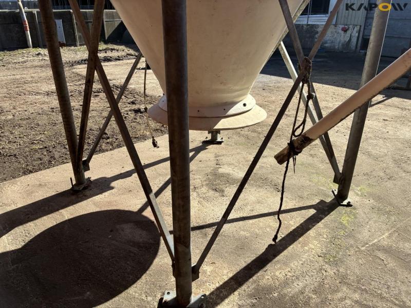 Fiberglass silo 4
