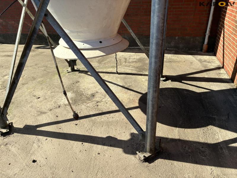 Fiberglass silo 5