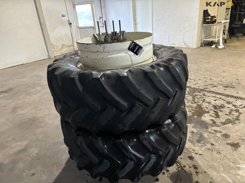 Goodyear 540/65-R30 twin wheels 3