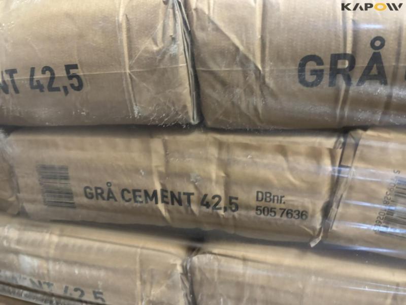 Gray cement 42.5 - 4 pallets 9