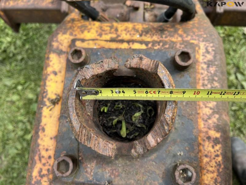 Grab for crane 10
