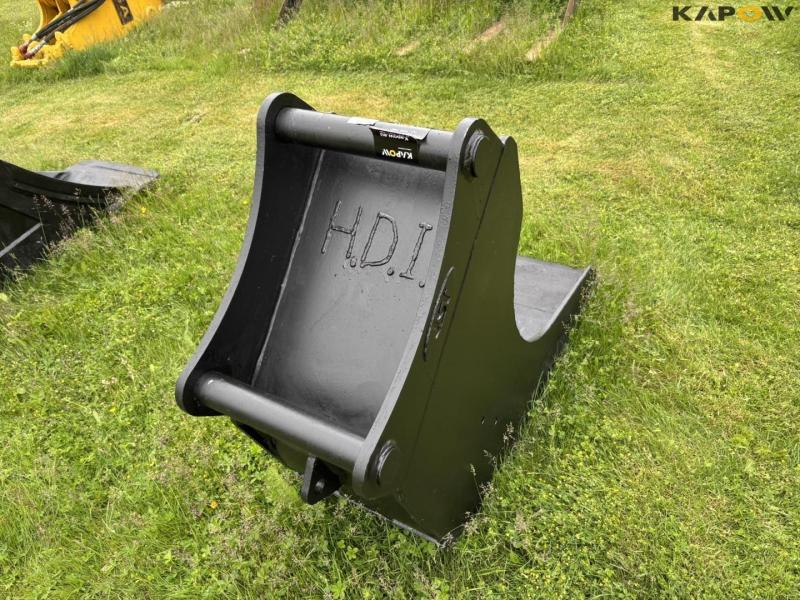 Excavator bucket 40 cm with S60 hitch 4